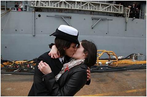 Lesbian Kiss