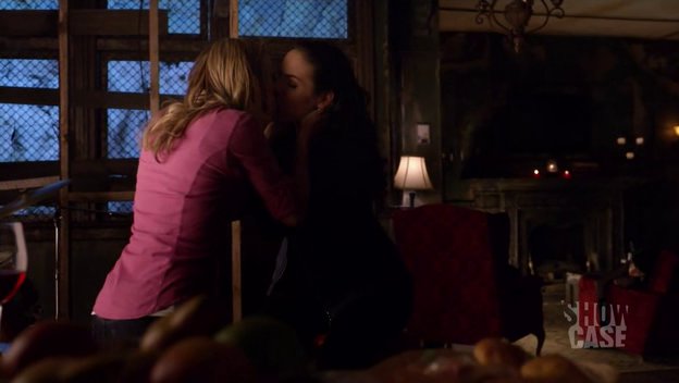 Lost Girl Bo/Lauren