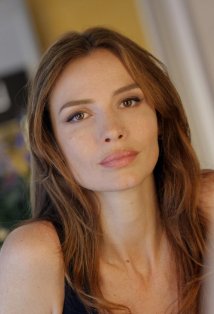 Saffron Burrows
