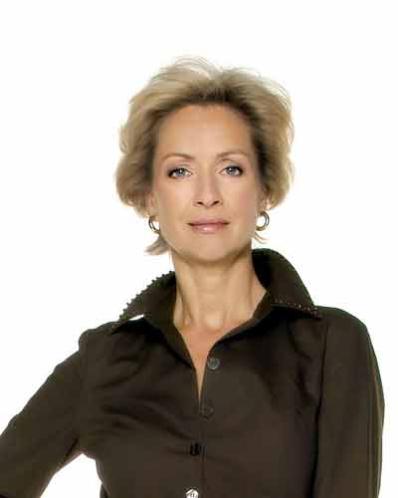 Élisabeth Von Lahnstein (Martina Servatius)