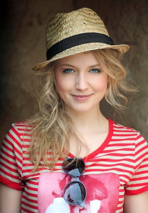 Léonie Richter (Stefanie Bock)