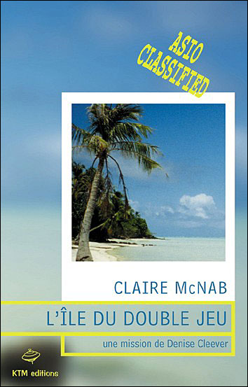 Affiche : L’île du Double Jeu de Claire McNab Couverture du livre : L’île du Double Jeu de Claire McNab