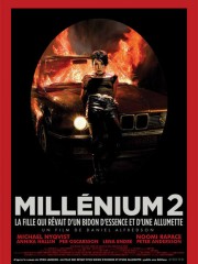 Affiche : Millenium 2 – La Fille qui rêvait d’un bidon d’essence et d’une allumette Affiche : Millenium 2 – La Fille qui rêvait d’un bidon d’essence et d’une allumette