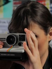 Affiche : Polaroid Girl Affiche : Polaroid Girl